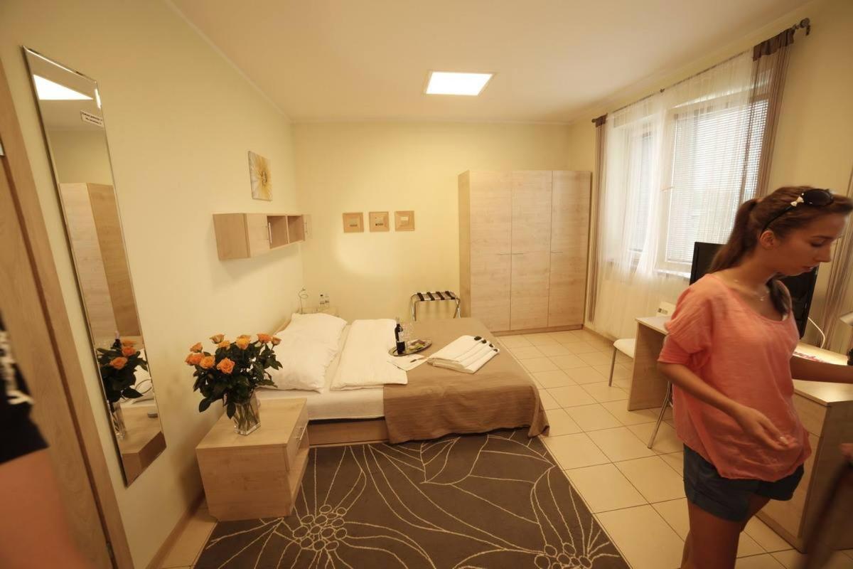 Standard Delegacyjny Bed & Breakfast Dąbrowa Górnicza Екстериор снимка