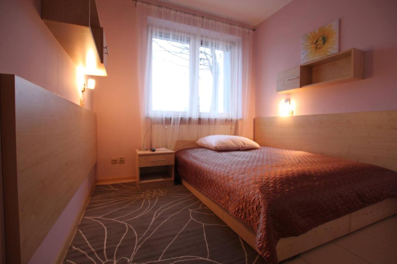 Standard Delegacyjny Bed & Breakfast Dąbrowa Górnicza Екстериор снимка
